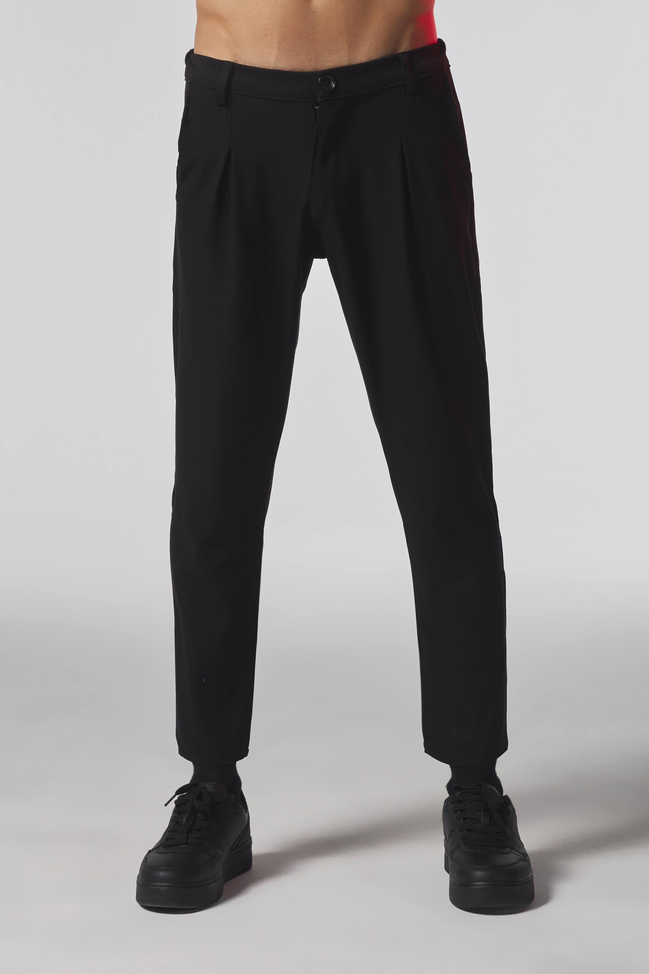 SİYAH%20KUMAŞ%20PANTOLON%20
